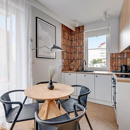 Aura 40 City Center & Free Parking By Downtown Apartments Gdańsk Exteriör bild